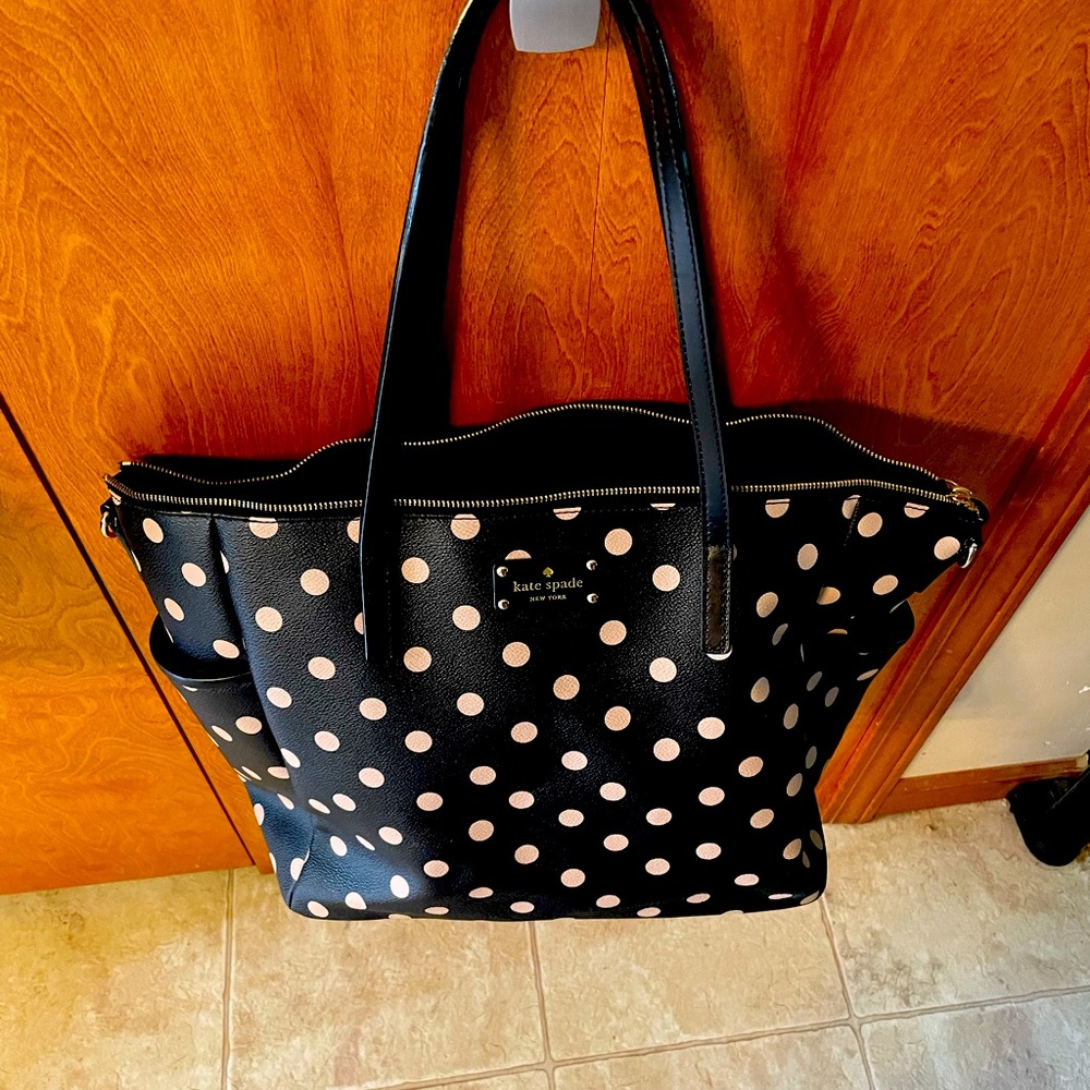 Kate spade tote xl size